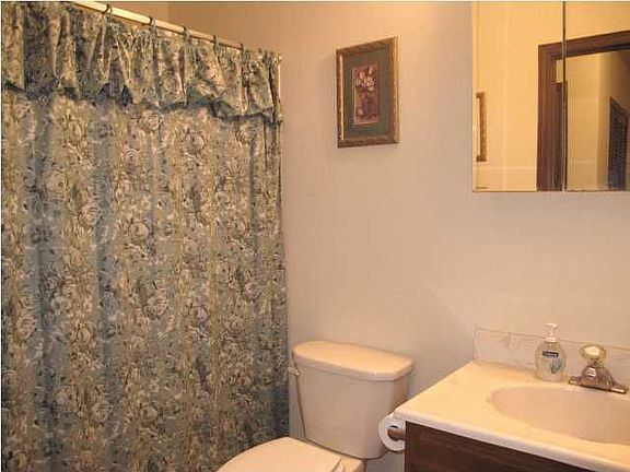4th image of 3209 Autumnwood Way