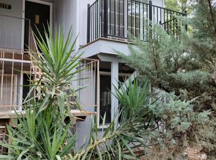 217 25th St #4, Sacramento, CA 95816
