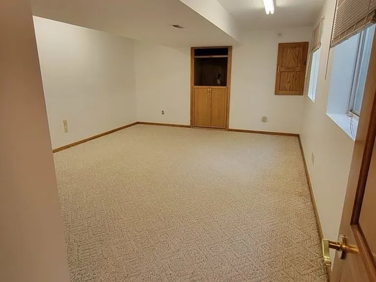 40 Hodgehaven Cir — Photo 9