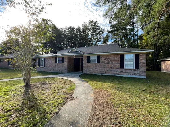 304 Baltic Ct, Saint Marys, GA 31558