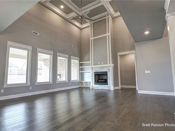 5th image of 1331 Tuscany Dr
