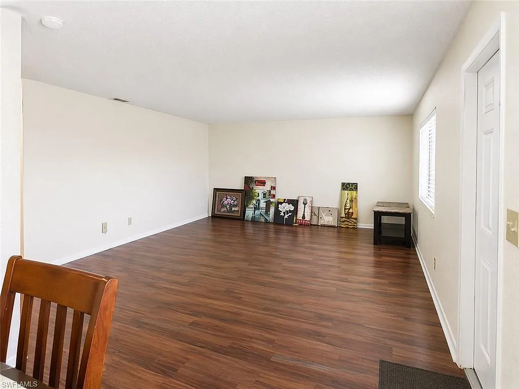 2 bed, 2.0 bath, 886 sqft, $1,600 — Photo 3