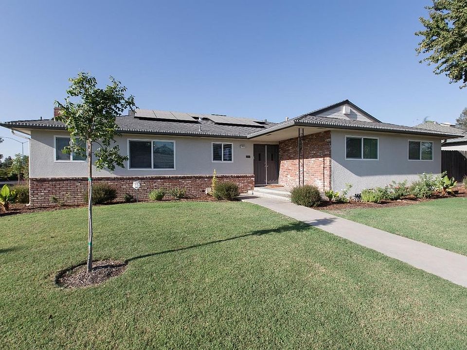 1st image of 1022 E Menlo Ave