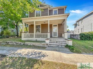 909 Harmon St, Savannah, GA 31401