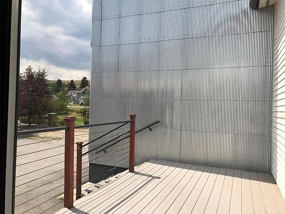 deck off of private entrance