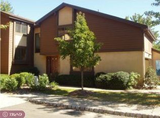 592 Sayre Dr, Princeton, NJ 08540