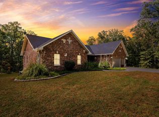 671 Riske Ln, Wentzville, MO 63385