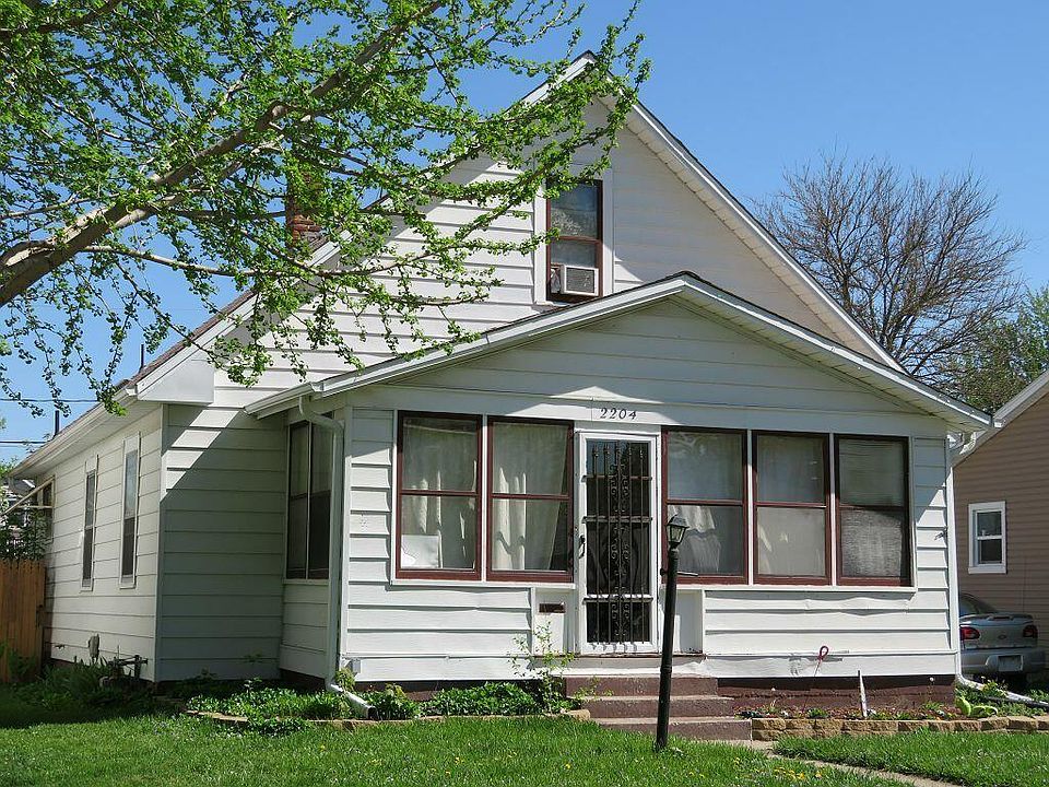 1st image of 2204 Avenue F