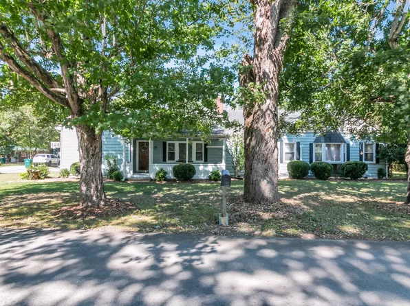 104 Powell Ave, Waverly, TN 37185
