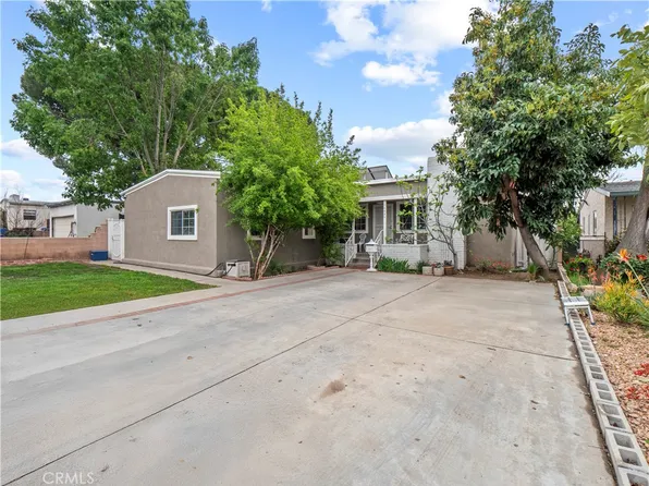 14334 Aztec St, Sylmar, CA 91342