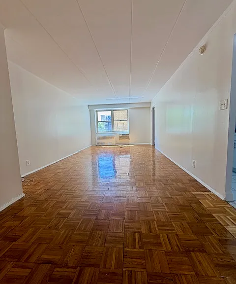 115 N 3rd Ave #2X — Photo 3