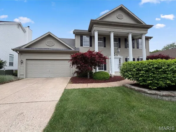 1311 Norwood Hills Dr, O'Fallon, MO 63366