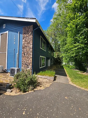 1975 Crater Lake Ave Photo 1