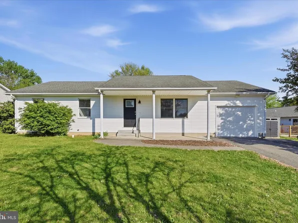 102 Warbler Dr, Stephens City, VA 22655