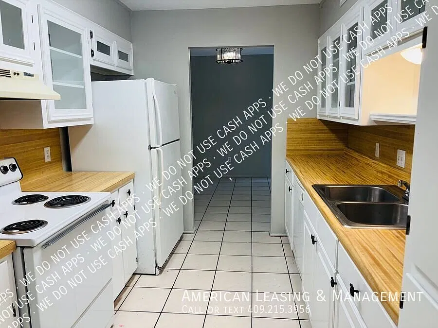 1212 N Major Dr #6N