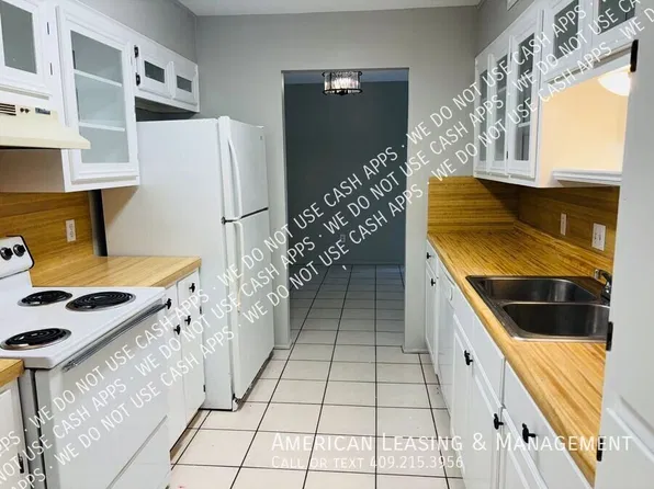 1212 N Major Dr #6N, Beaumont, TX 77706