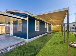 831 Moose Trl, Kingsland, TX 78639
