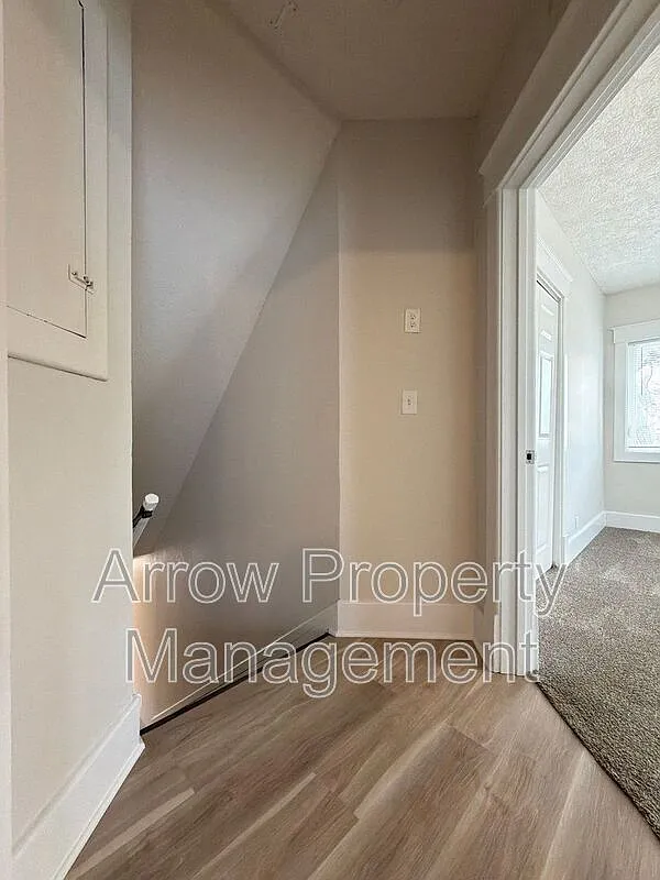 2 bed, 1.0 bath, 1000 sqft, $1,250 — Photo 4