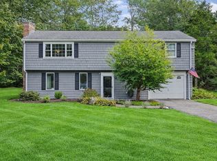 130 Winslow Cemetery Rd, Marshfield, MA 02050