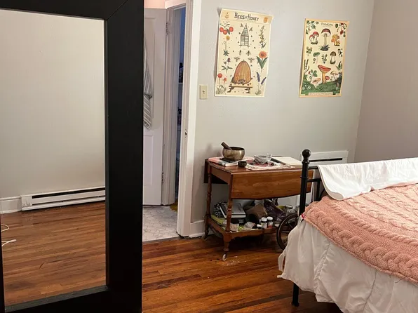 126 2nd St #R3, Troy, NY 12180