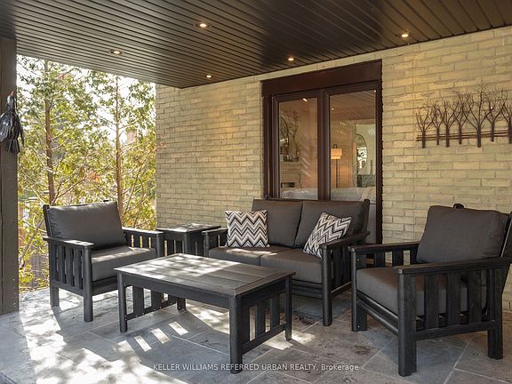 2nd image of 6 Prentice Ct