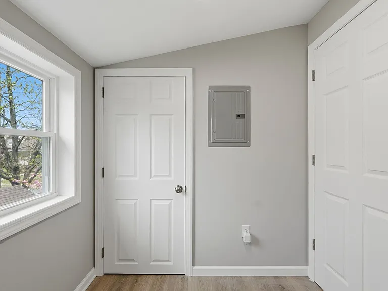 341 Diamond Bridge Ave #2 — Photo 10