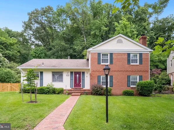 6801 Lamp Post Ln, Alexandria, VA 22306