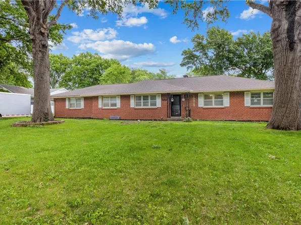 10915 Cypress Ave, Kansas City, MO 64137