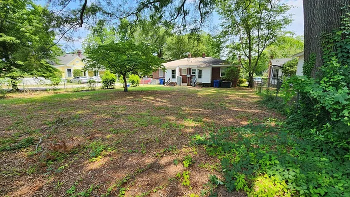 2927 Columbia Ave — Photo 14
