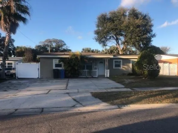 7703 W Powhatan Ave, Tampa, FL 33615