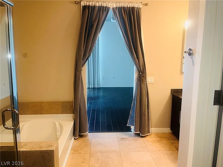 353 E Bonneville Ave #511 — Photo 10