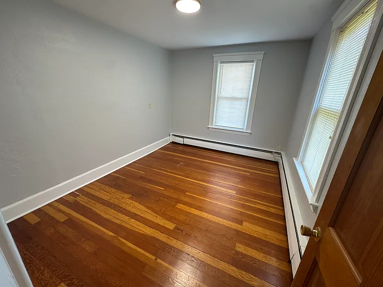 59 Cooper Ave #2F — Photo 6