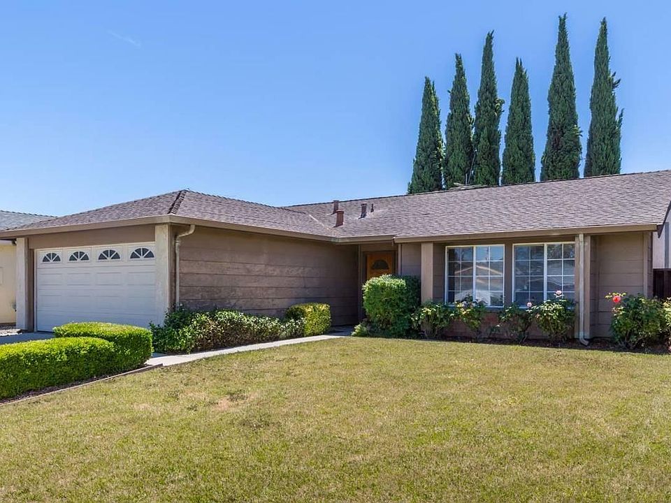1st image of 1548 Aldrich Way