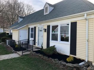 313 Sharon Way, Monroe Township, NJ 08831