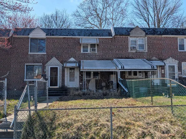452 Westmont Dr, Collingdale, PA 19023