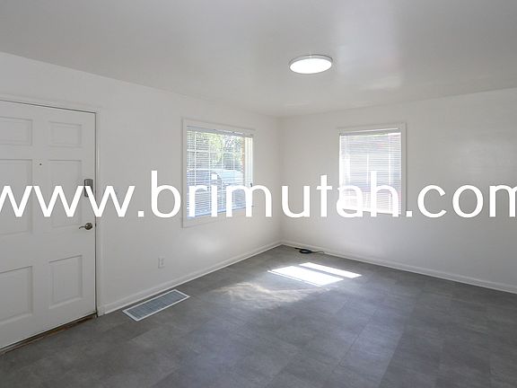 5th image of 950 E Millcreek Way