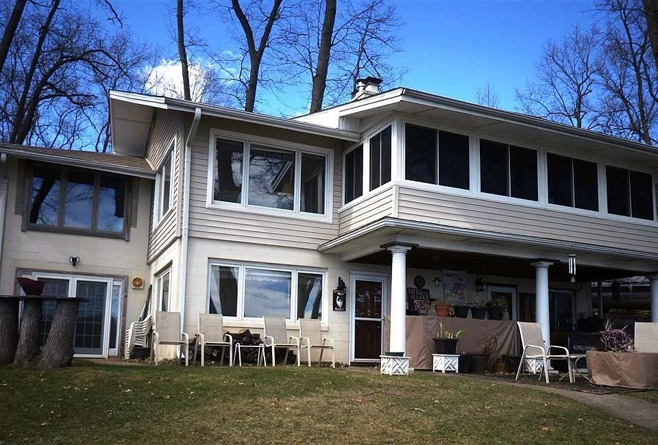 1st image of 11219 Oakwood Dr