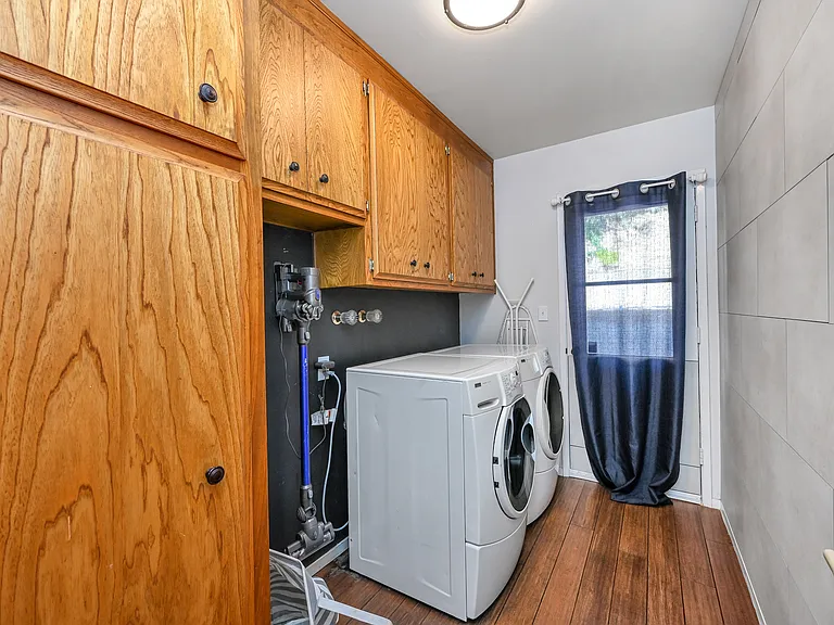 4871 Beacon Hill Dr — Photo 19