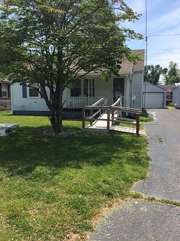 1st image of 206 Tremont Dr