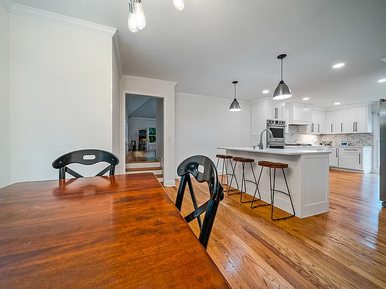 6616 Valley Dr — Photo 14