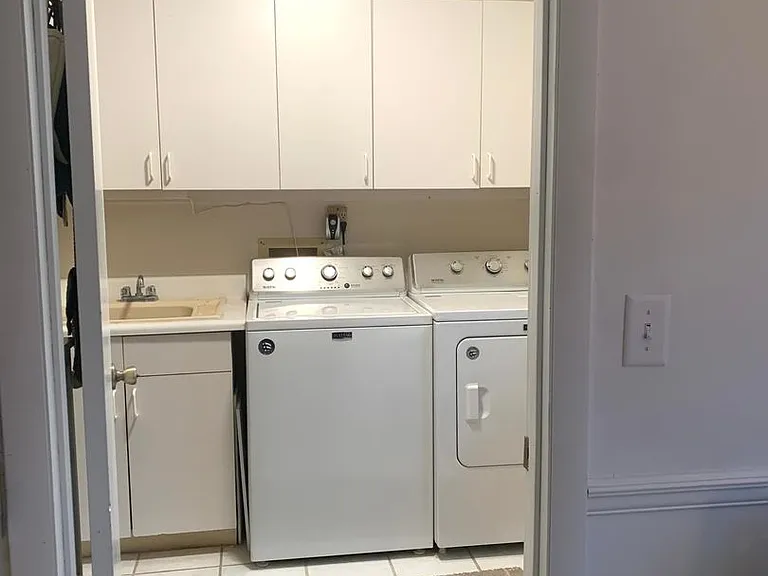 1380 Calcutta Dr — Photo 14