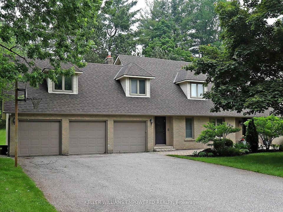 1st image of 544 Woodland Acres Cres