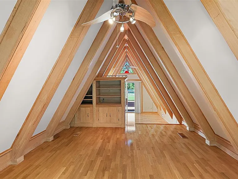 507 Lakeshore Dr — Photo 32
