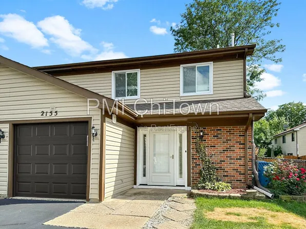 2155 Wildwood Ln, Hanover Park, IL 60133