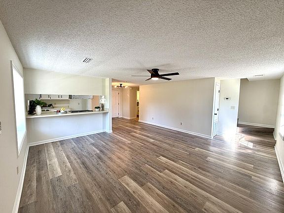 2nd image of 103 Myrtle St