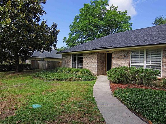 2nd image of 12656 Steeplechase Ln
