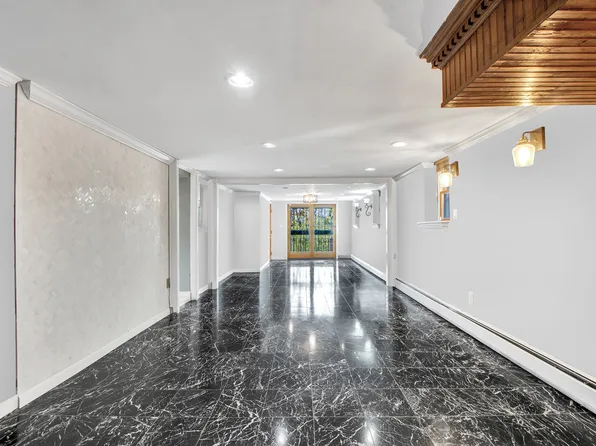 81-22 Haddon Street image 11 of 12