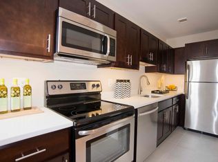 1911 R St NW #403, Washington, DC 20009