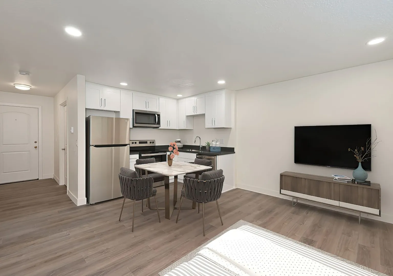 Linden Lofts — Photo 3