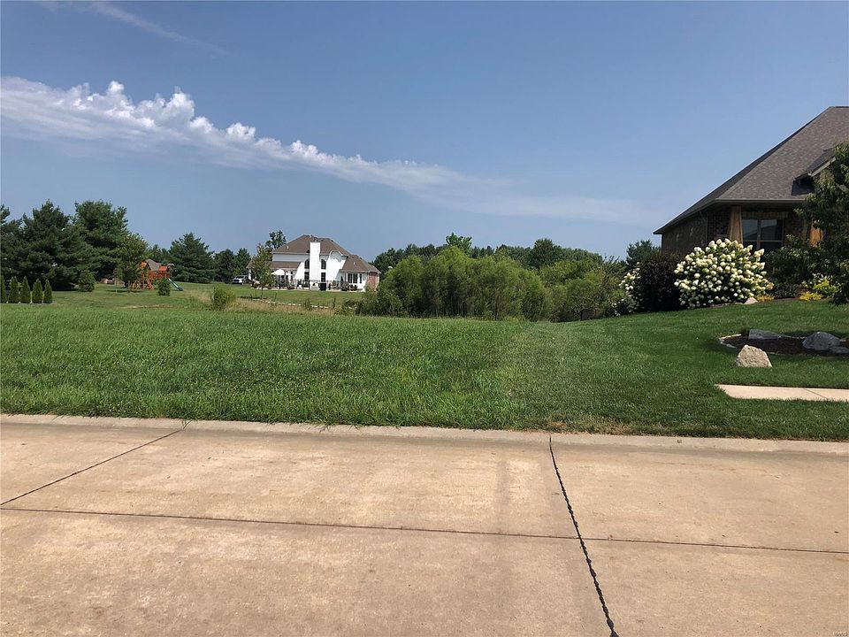 1st image of 8437 Stone Ledge Dr
